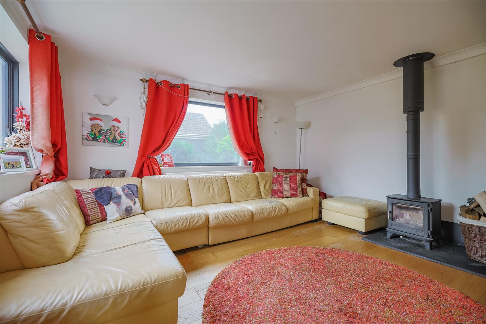East Cliff, Pennard, Swansea, SA3 2AS